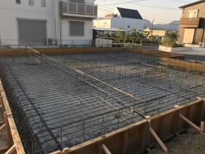 基礎工事中に雨が降ってきたら…。